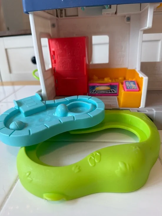 Fisher-Price Little People Friends Together Play House Lights & Sounds Learning - Picture 12 of 16